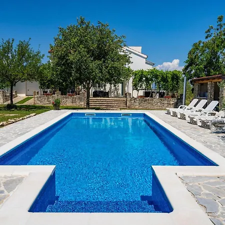 Mandorla With Private Pool Zadar