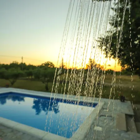 Mandorla With Private Pool Zara