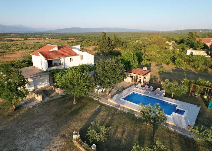 Mandorla With Private Pool Zadar