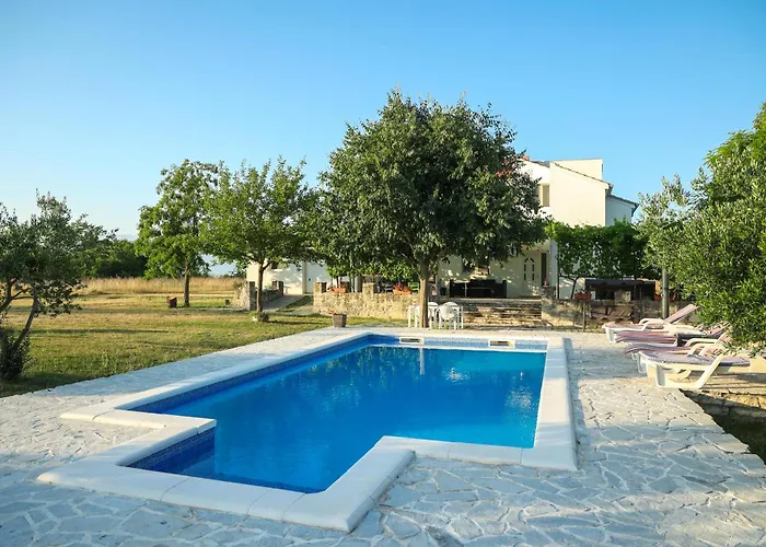 Mandorla With Private Pool Feriehus