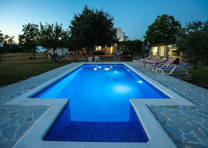 Mandorla With Private Pool Feriehus Zadar