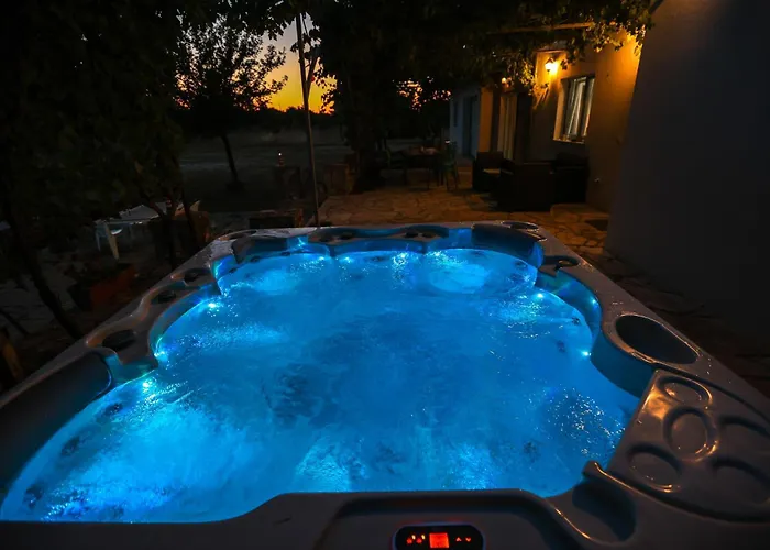 Mandorla With Private Pool Feriehus