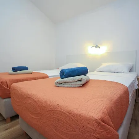 Tatil Evi Mandorla With Private Pool Zadar