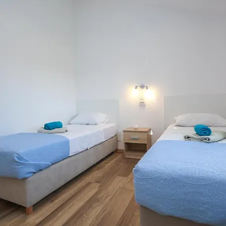 Holiday home Mandorla With Private Pool Zadar