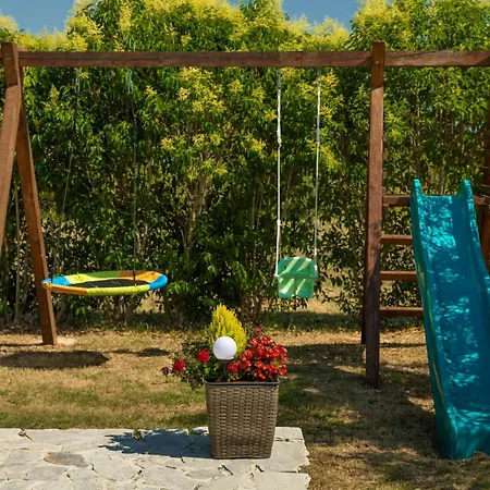 Holiday home Mandorla With Private Pool Zadar