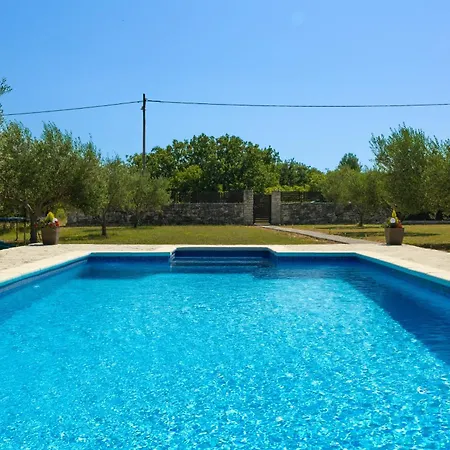 Mandorla With Private Pool Holiday home