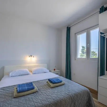 Holiday home Mandorla With Private Pool