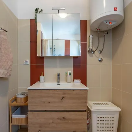 Holiday home Mandorla With Private Pool Zadar