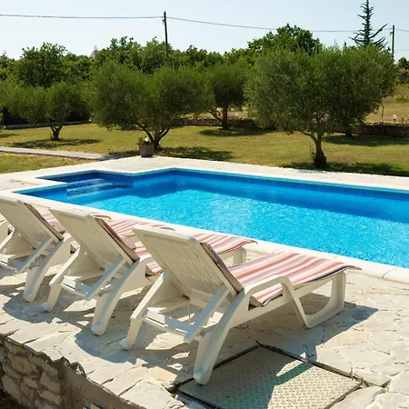 Mandorla With Private Pool Holiday home Zadar