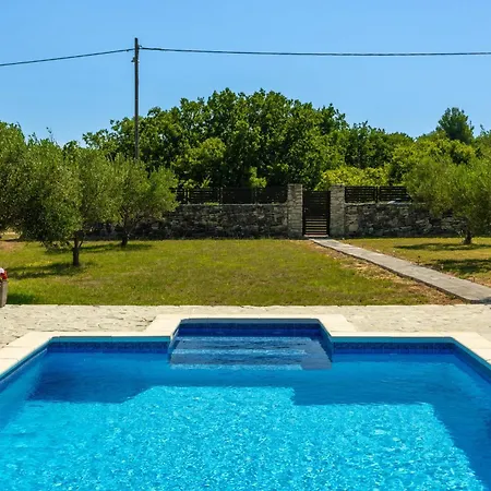 Mandorla With Private Pool Holiday home