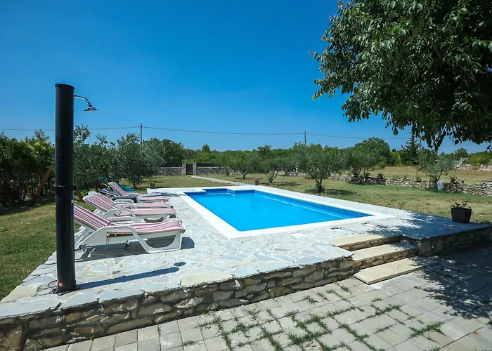 Mandorla With Private Pool *