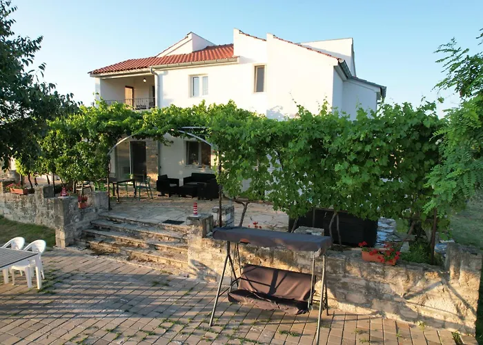 Mandorla With Private Pool Feriehus Zadar