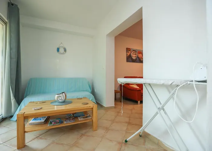 Mandorla With Private Pool *